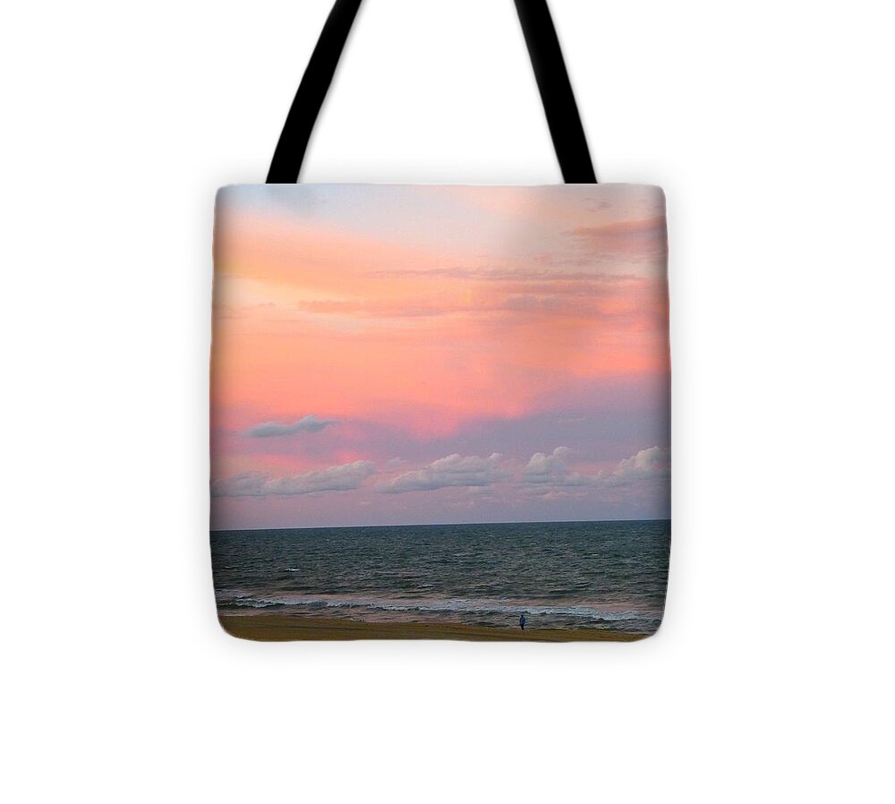 Sunset Tote Bag featuring the photograph September Sunset by Lynn Hunt