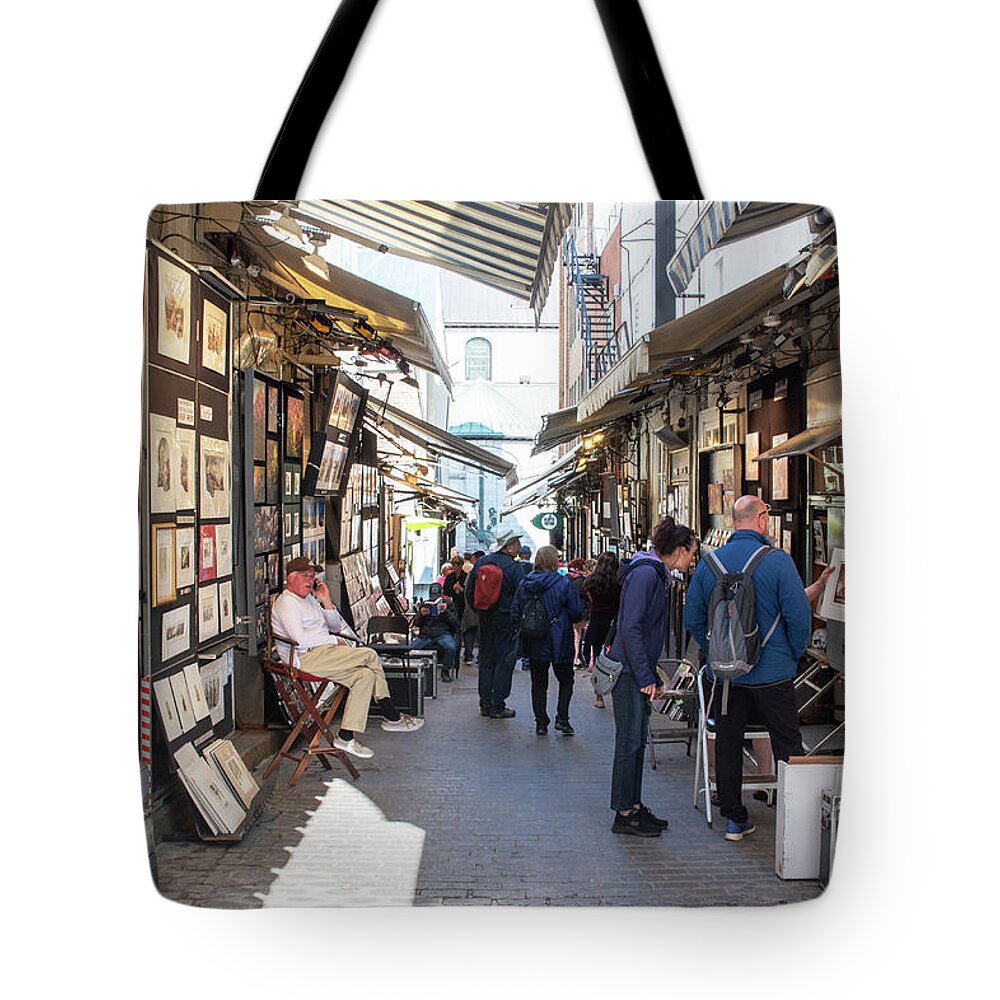 Historic District Tote Bag featuring the photograph Shopping for Art by Grace Grogan