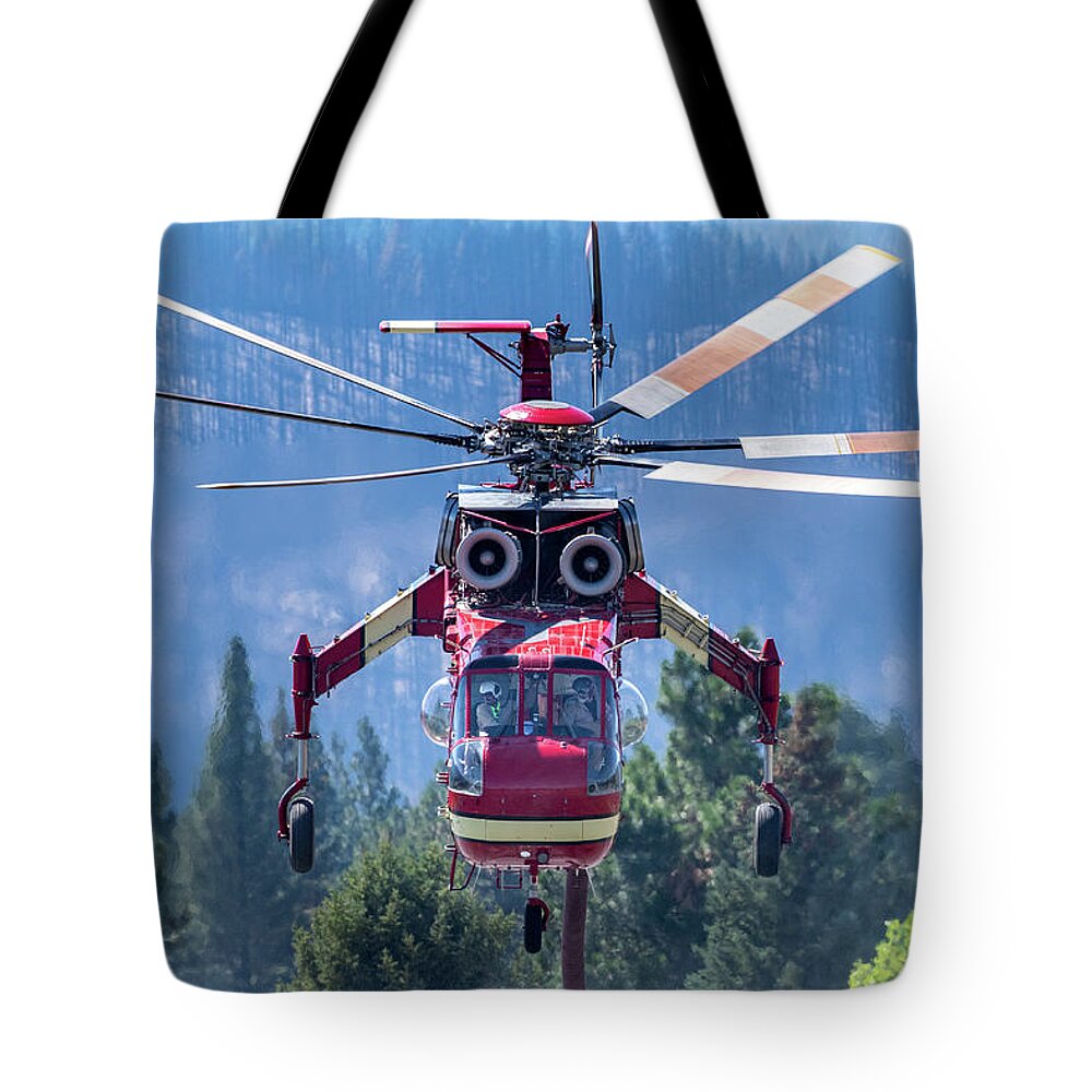 Helicopter Tote Bag featuring the photograph Sikorski S-64 by Randy Robbins