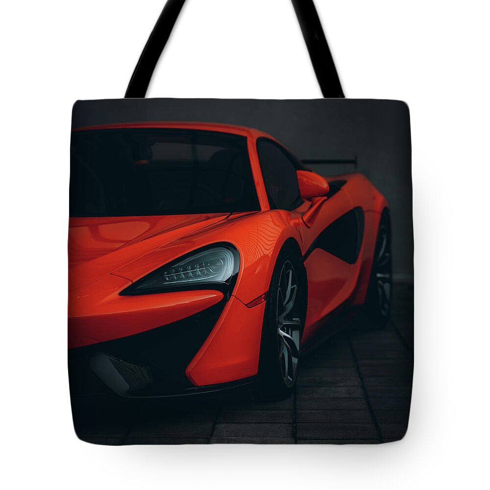  Tote Bag featuring the photograph Spyder by William Boggs