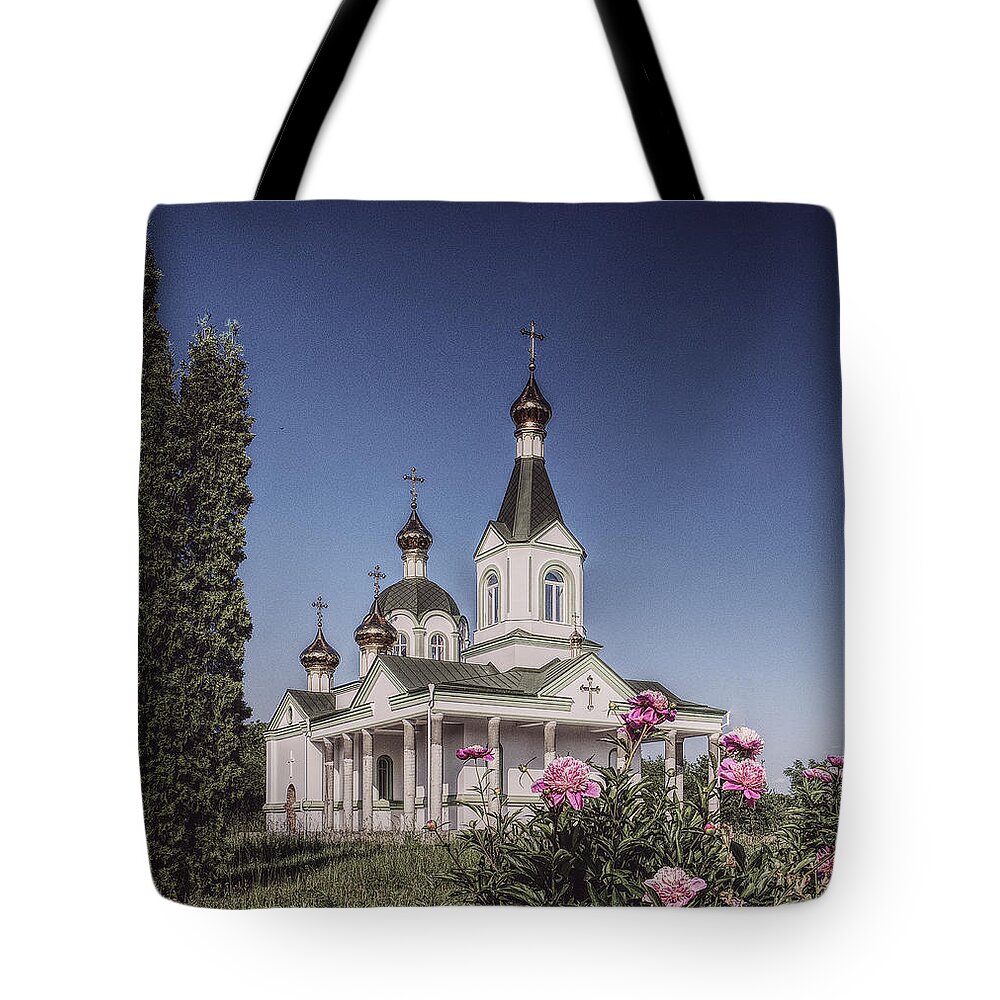 Bloom Tote Bag featuring the photograph St. Nicholas Church by Andrii Maykovskyi