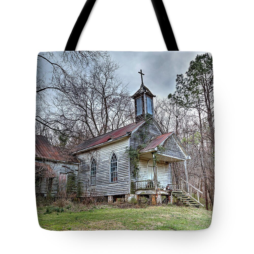 Old Tote Bag featuring the photograph St. Simon's Church v2 by Charles Hite