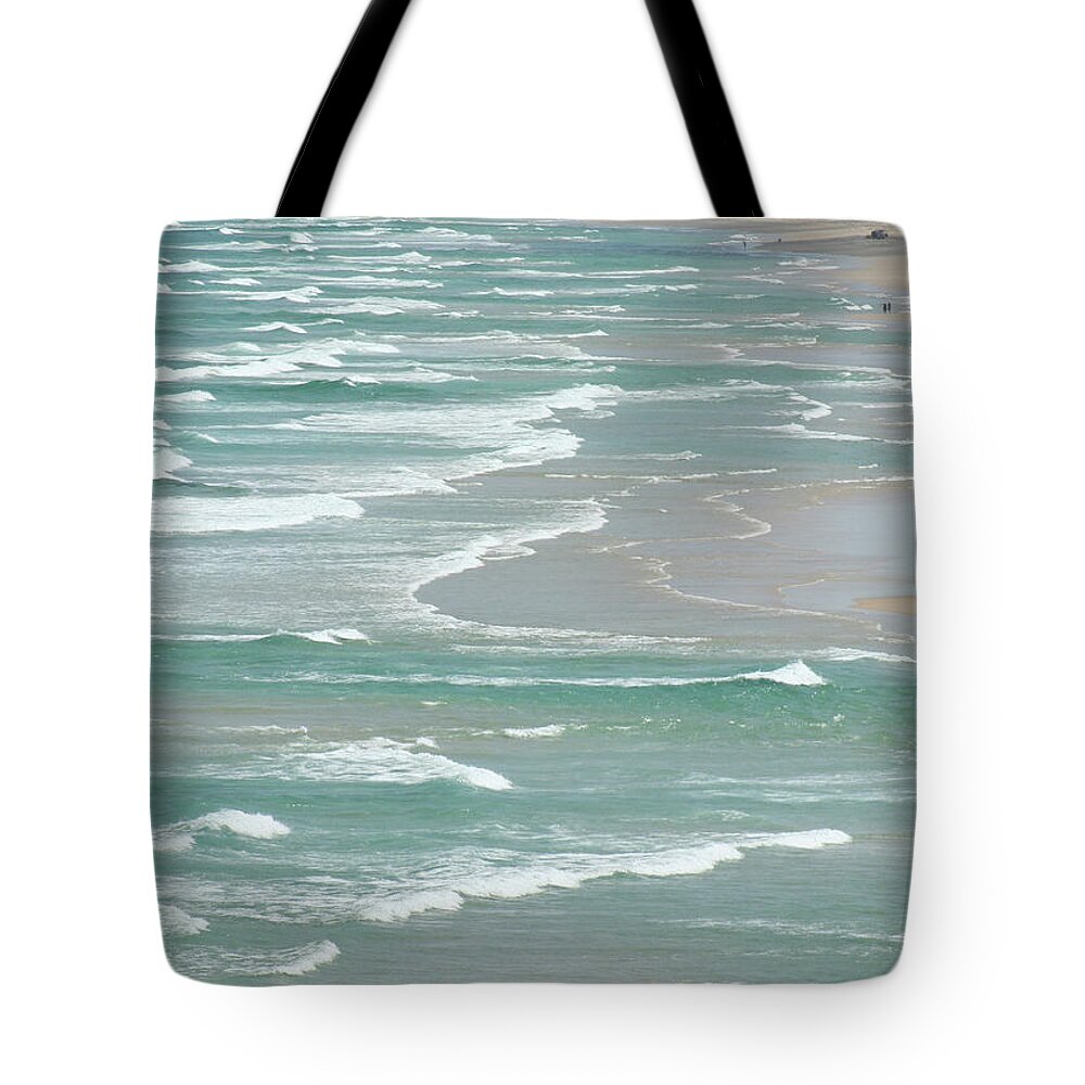 Beach Tote Bag featuring the photograph Straddie's Surf by Maryse Jansen