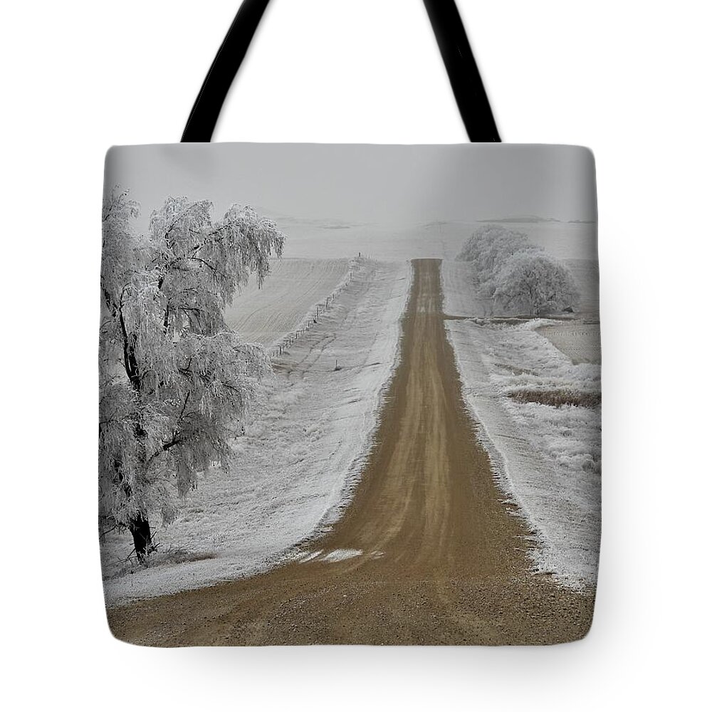 North Dakota Tote Bag featuring the photograph Straight Into The Fog by Amanda R Wright