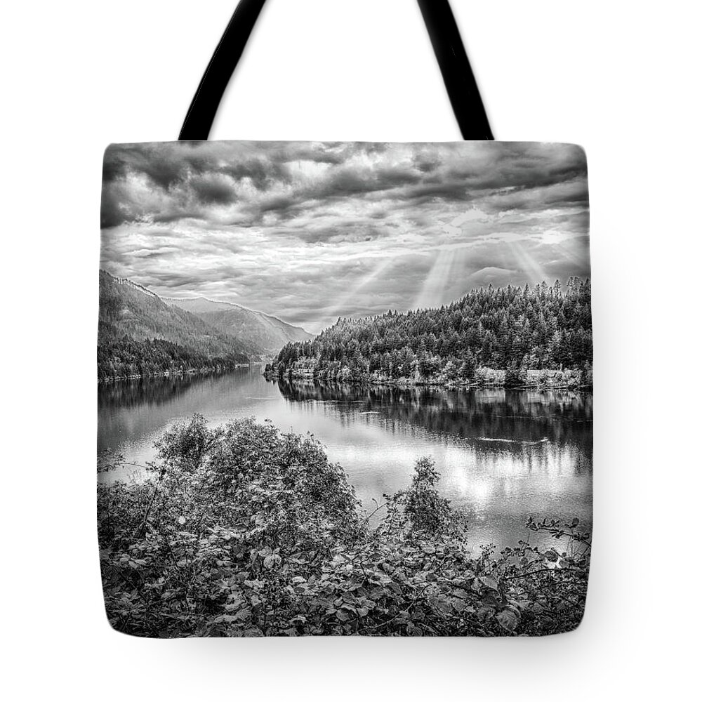 2018 Tote Bag featuring the photograph Sunbeams on the Gorge by Gerri Bigler