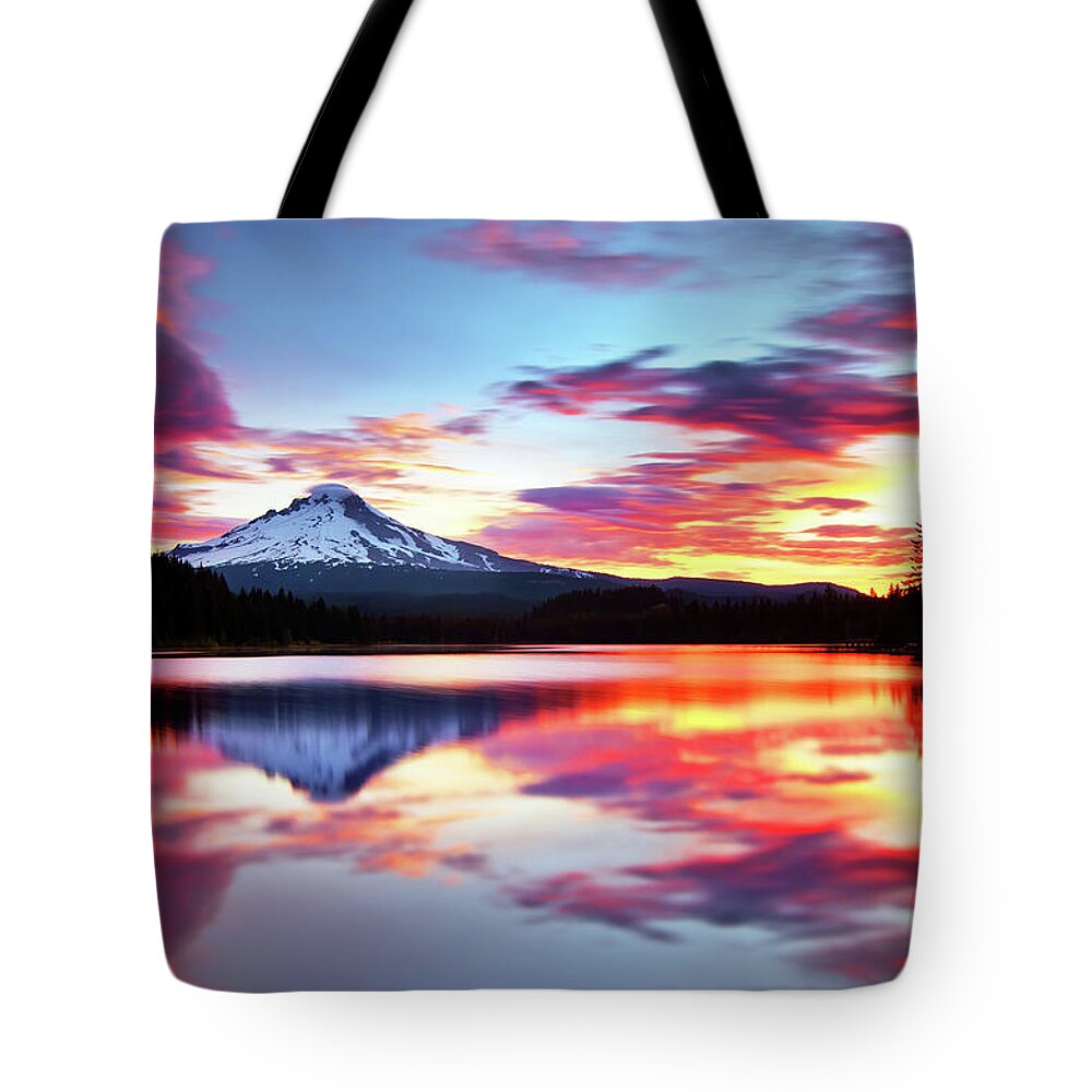 Mount Hood Tote Bag featuring the photograph Sunrise on the Lake by Darren White