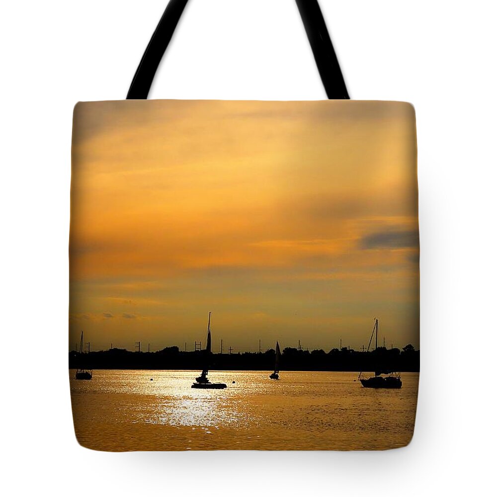 Sailing Tote Bag featuring the photograph Sunset Sailing by Linda Stern