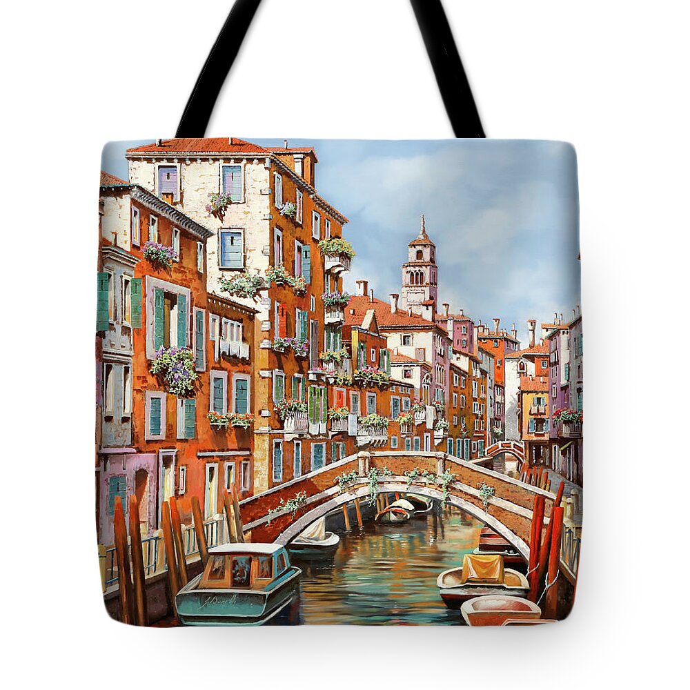 Venezia Tote Bag featuring the painting Tanta Venezia by Guido Borelli