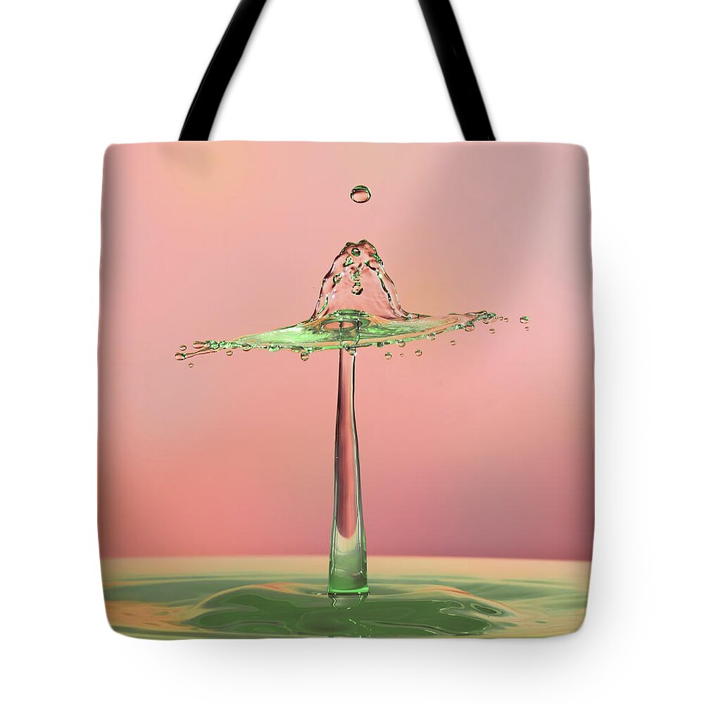 Abstract Tote Bag featuring the photograph Ten Gallon Hat by Sue Leonard