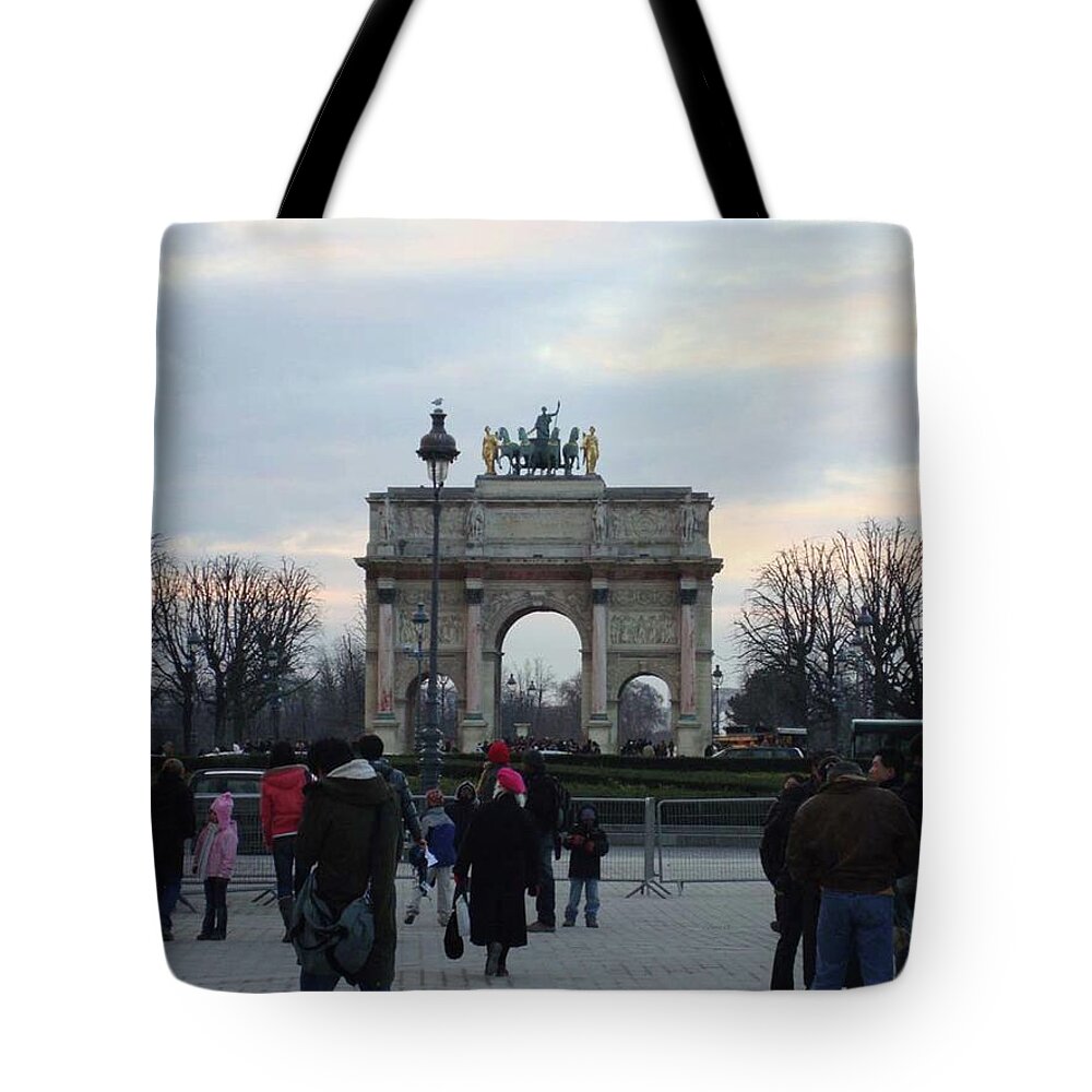 Arch Tote Bag featuring the photograph The Arch in Paris by Roxy Rich