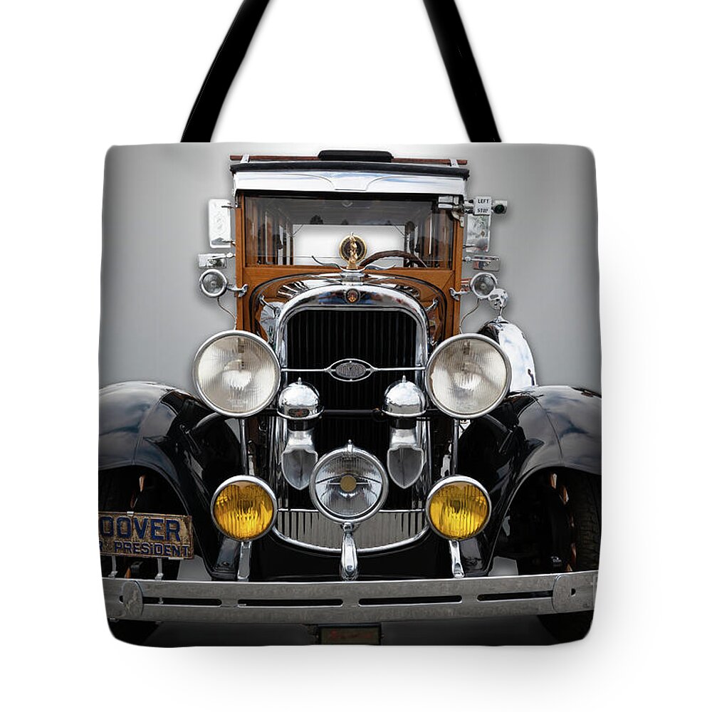 California Tote Bag featuring the photograph The Face of an Oldsmobile Woody Wagon by David Levin