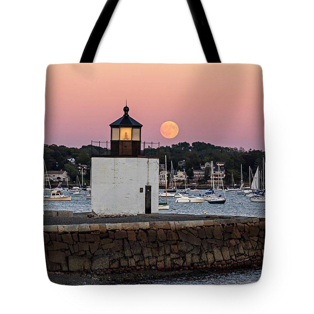 Salem Tote Bag featuring the photograph The Harvest Moon Rising on Derby Light Salem MA by Toby McGuire