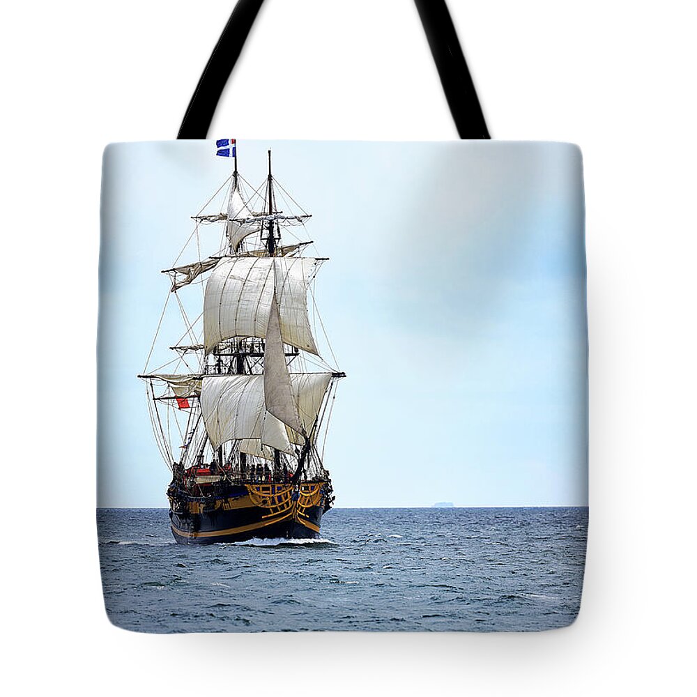 Cancalaise Tote Bag featuring the photograph The King's Star' by Frederic Bourrigaud