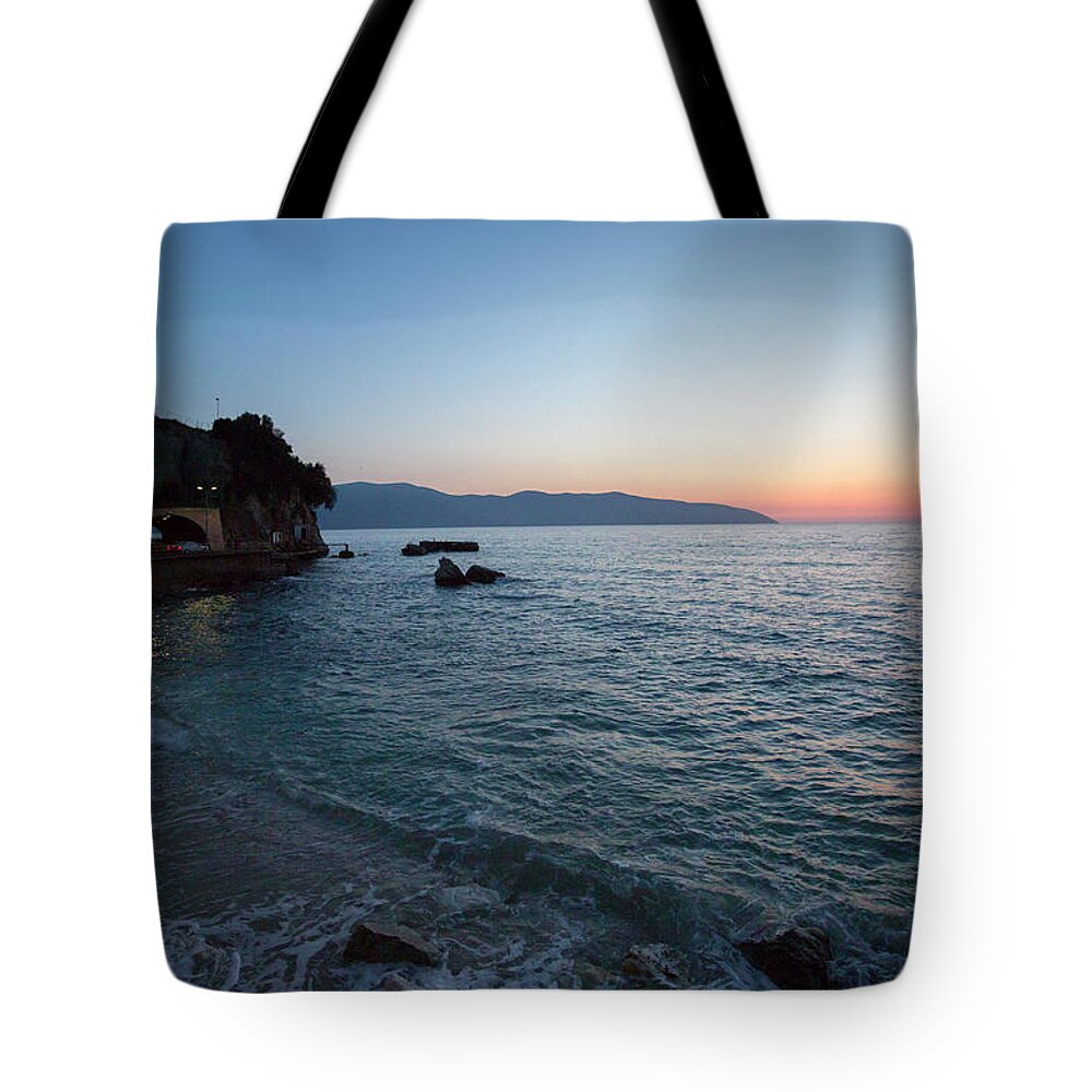 Art Prints Tote Bag featuring the photograph Tyneli by Ari Rex