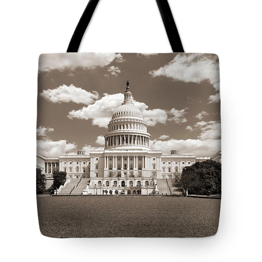 Us Capitol Tote Bag featuring the photograph United States Capitol Building S by Mike McGlothlen