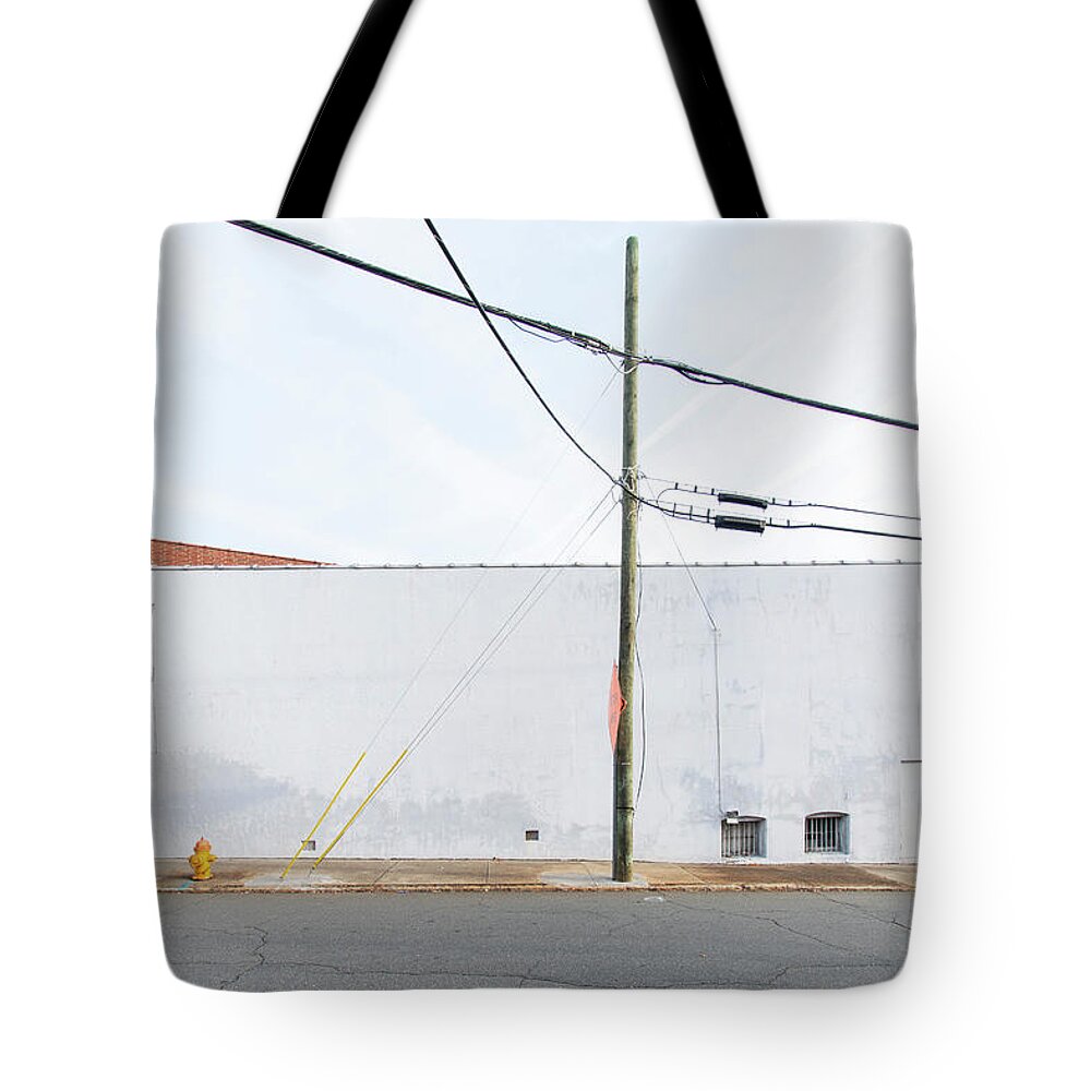 Urban Tote Bag featuring the photograph USA Urbanscape 61 by Stuart Allen