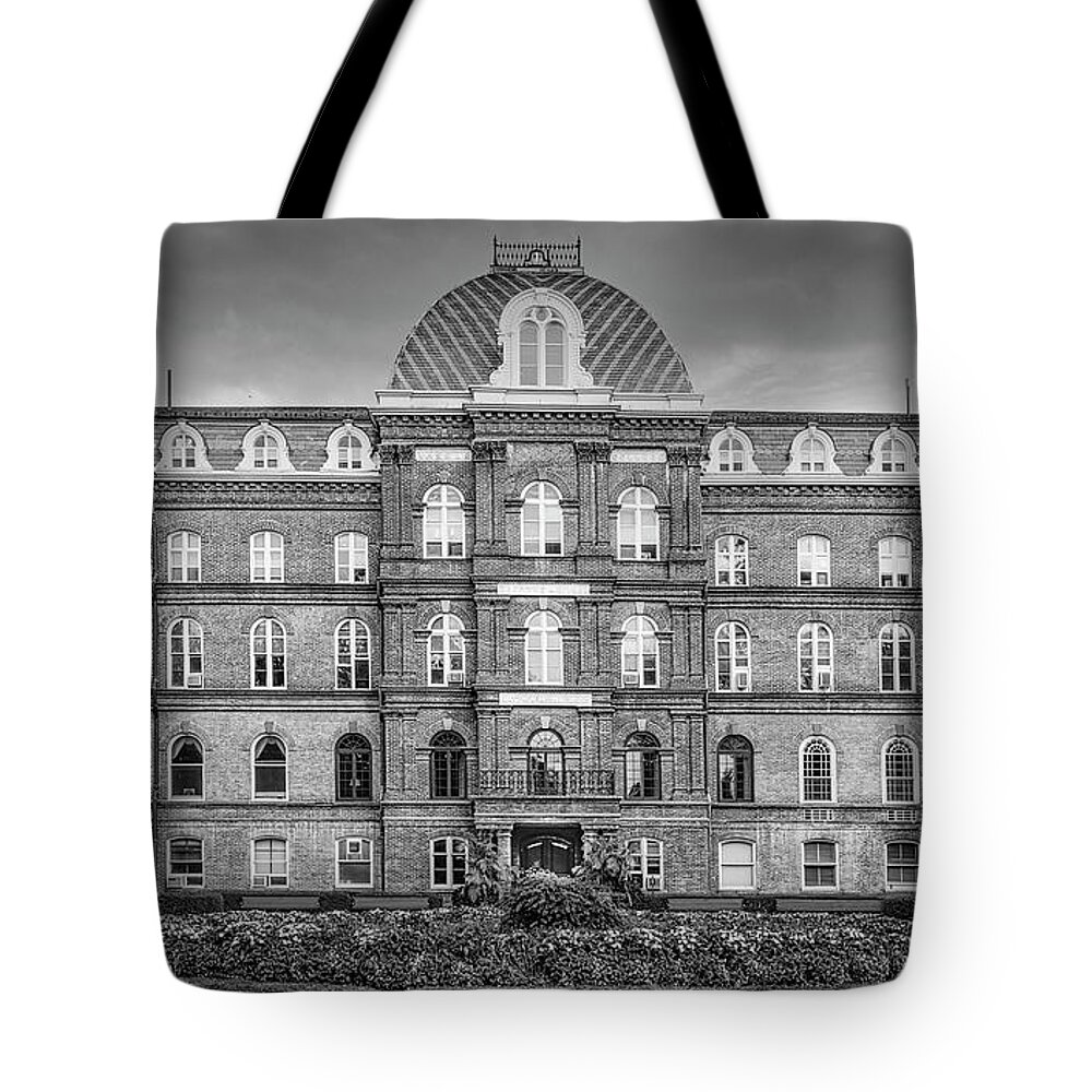 Vassar College Tote Bag featuring the photograph Vassar College Main Building BW by Susan Candelario
