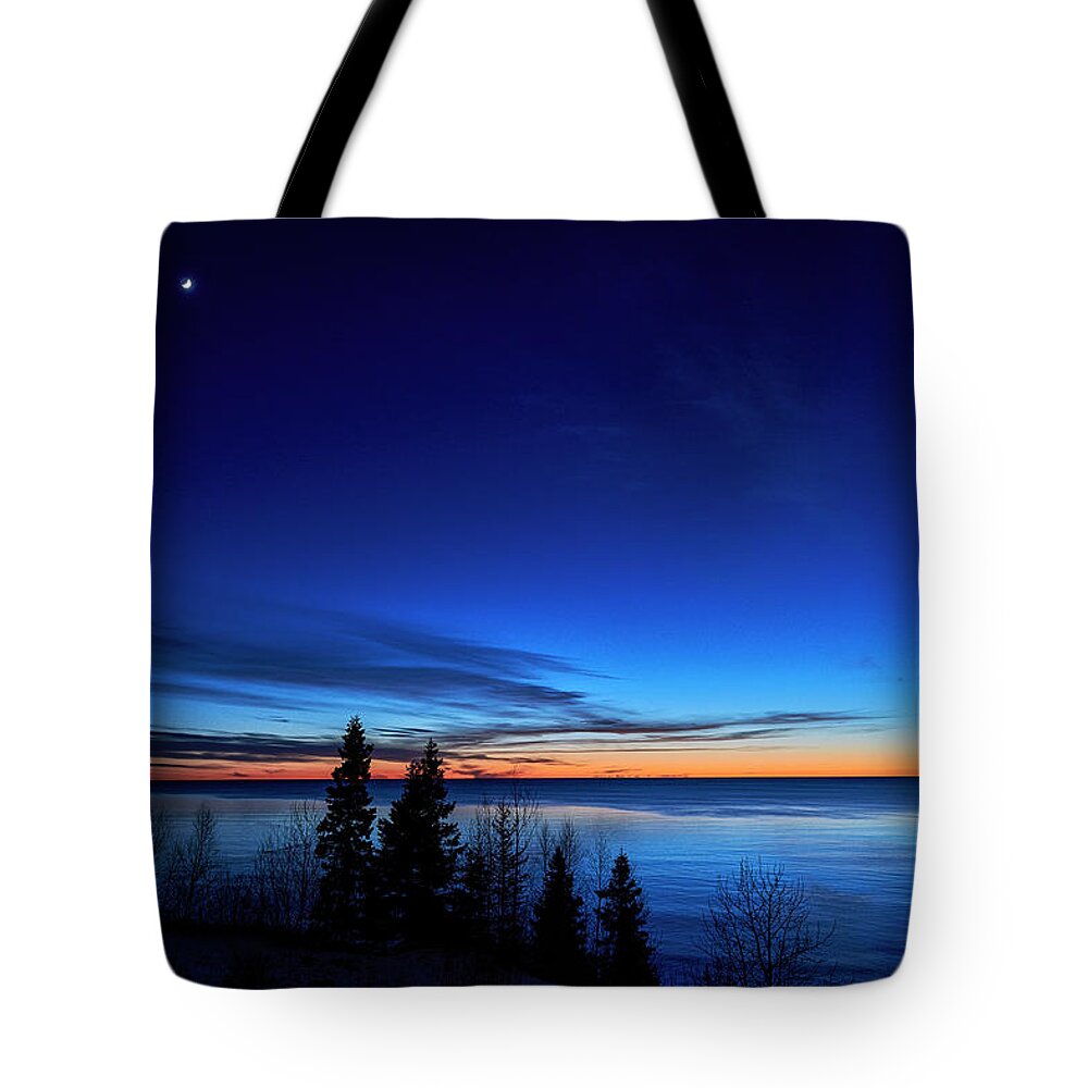 Environment Water Shore Frozen Blue Colorful Wilderness Sunset Light Shoreline Rocky Scenic Ice Cold Terrain Icy Vibrant Natural Close Up Canada Tote Bag featuring the photograph Velvet Horizons by Doug Gibbons