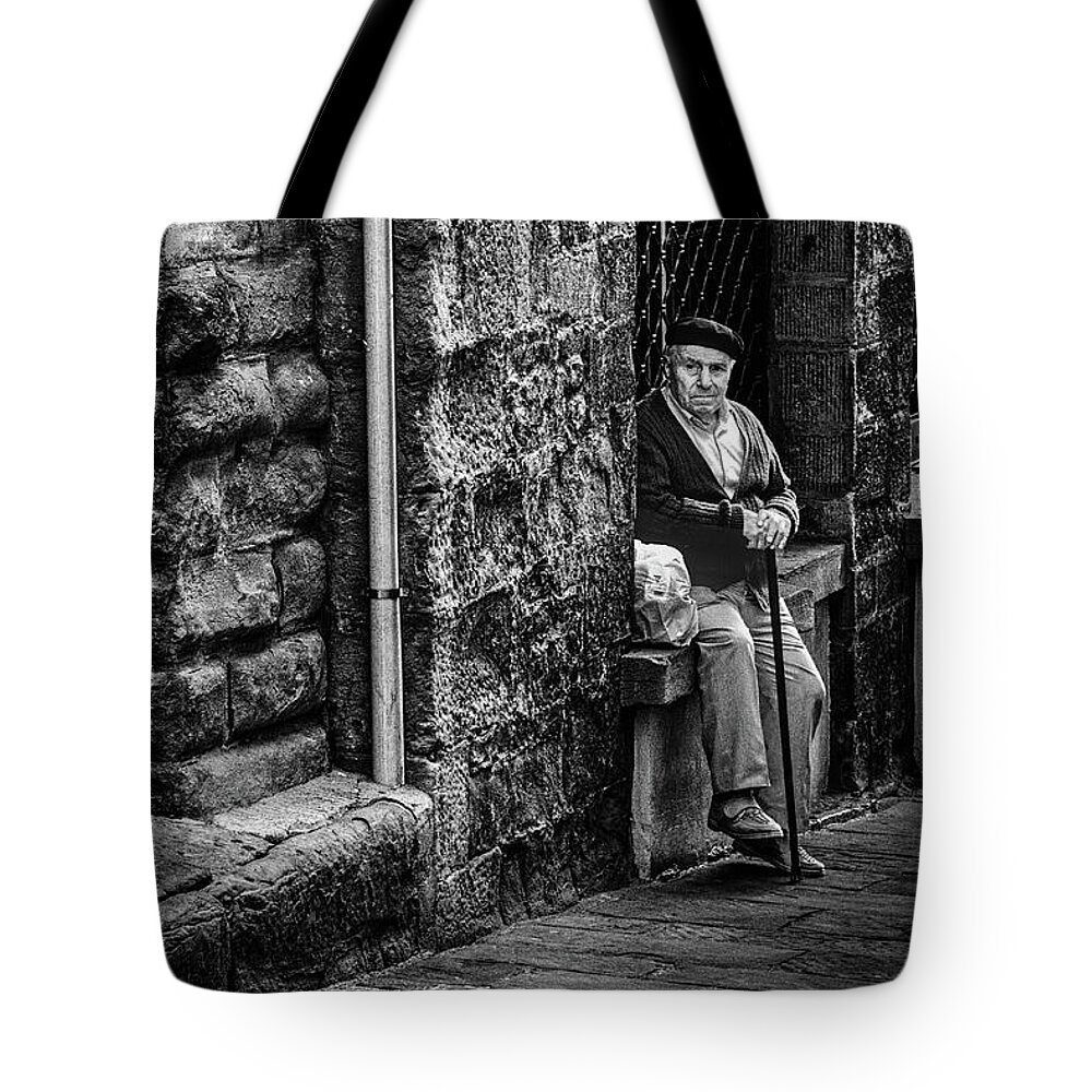 B&w Tote Bag featuring the photograph Waiting In Cortona by Mike Schaffner