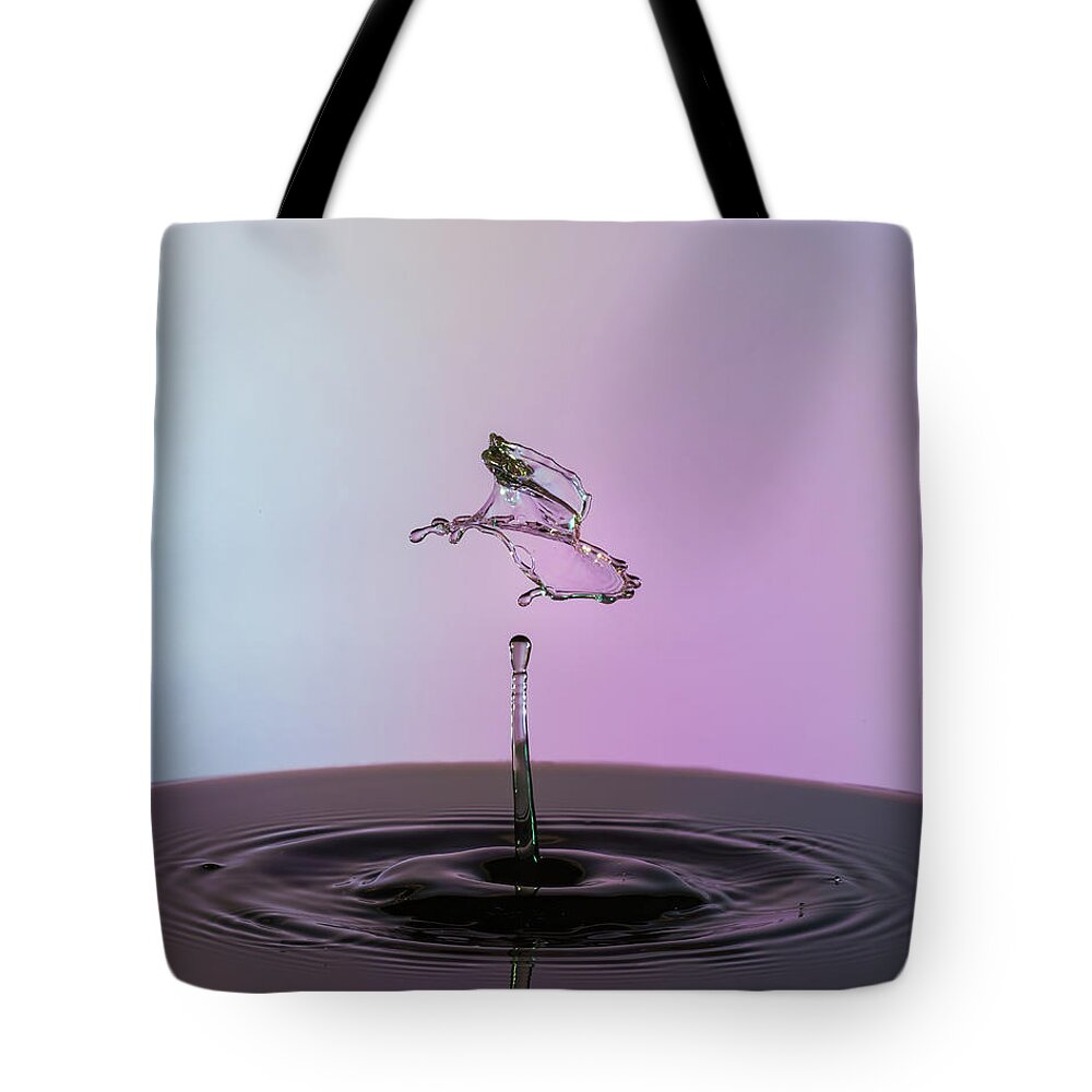 Abstract Tote Bag featuring the photograph Top Hat by Sue Leonard