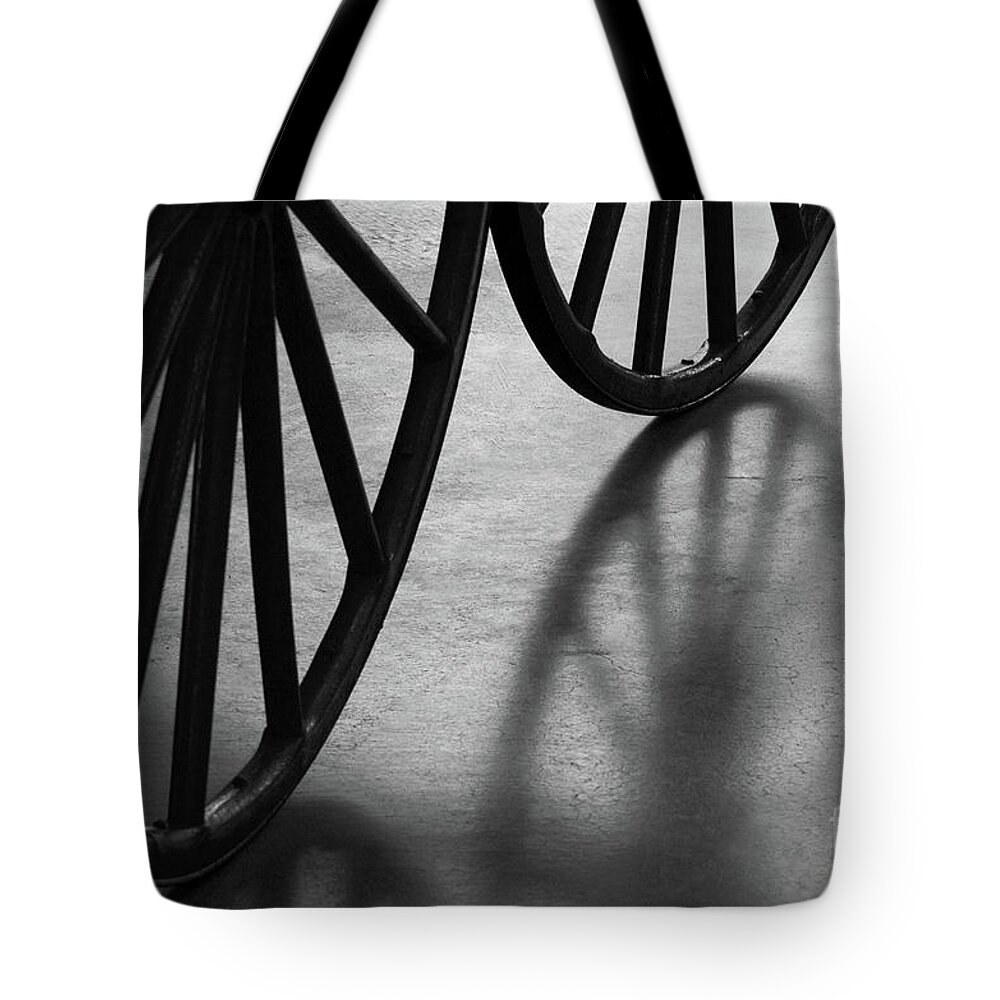Wagon Tote Bag featuring the photograph Wheel Old by Dan Holm