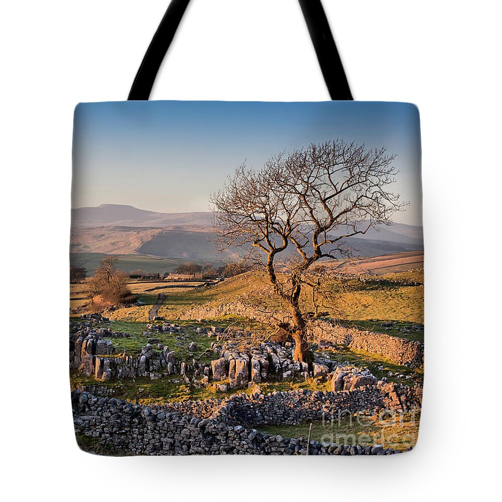 England Tote Bag featuring the photograph Winskill Stones by Tom Holmes