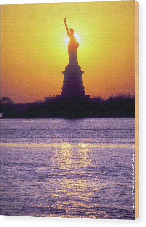 Statue Of Liberty Wood Print featuring the photograph Statue of Liberty by Mark Ivins