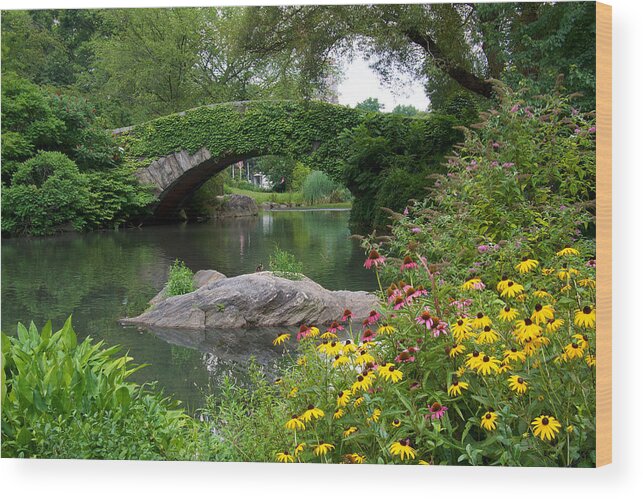 Central Park Wood Print featuring the photograph Gapstow Bridge #1 by Cornelis Verwaal