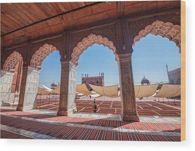 Arch Wood Print featuring the photograph Jama Masjid, Delhi, India #1 by Emad Aljumah