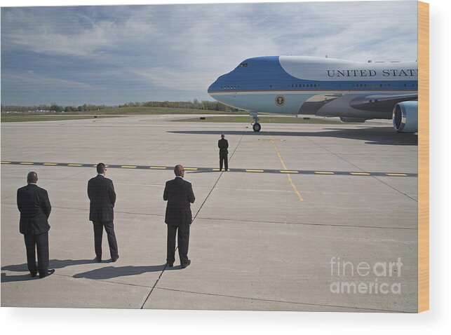 Air Force 1 Wood Print featuring the photograph Air Force One #3 by Jim West