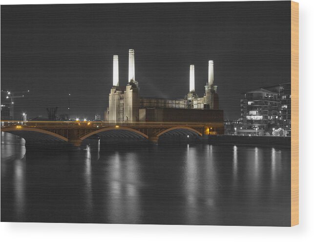 London Wood Print featuring the photograph Battersea Power Station London #6 by David French