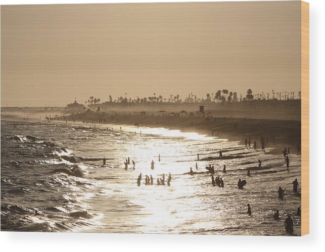 Landscape Wood Print featuring the photograph A Day At The Beach by Shoal Hollingsworth