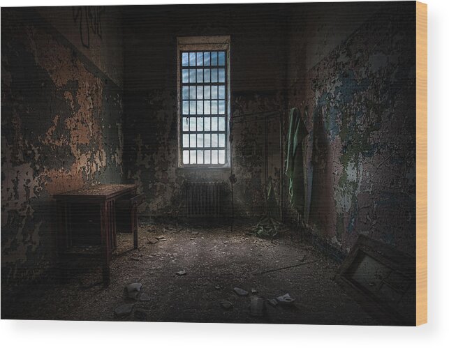 Windows Wood Print featuring the photograph Abandoned Building - Old Room - Room with a desk by Gary Heller