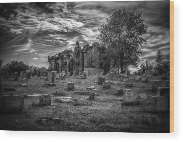 Landscape Wood Print featuring the photograph Abandoned souls by Rob Dietrich