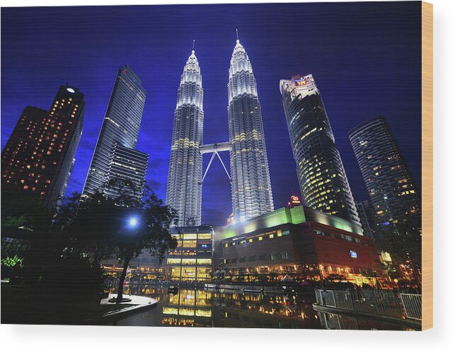 Standing Water Wood Print featuring the photograph Amazing View Of Klcc by Photo By Yohsuke Ikebuchi