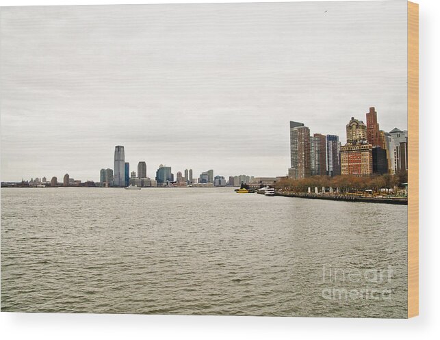 New York Wood Print featuring the photograph Another December by Elena Perelman