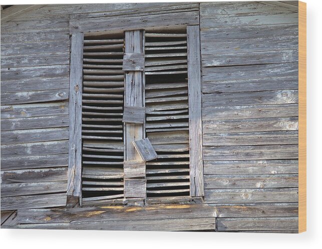 5568 Wood Print featuring the photograph Battered Window by Gordon Elwell