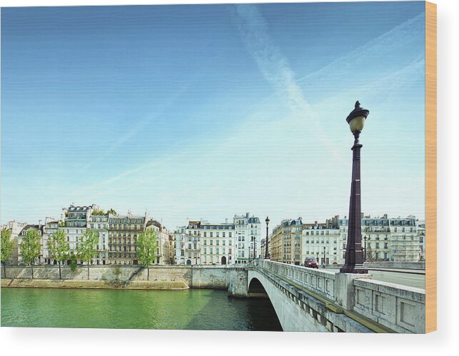 People Wood Print featuring the photograph Beautiful Paris by Nikada