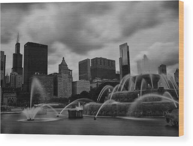 Chicago Wood Print featuring the photograph Chicago City Skyline by Miguel Winterpacht