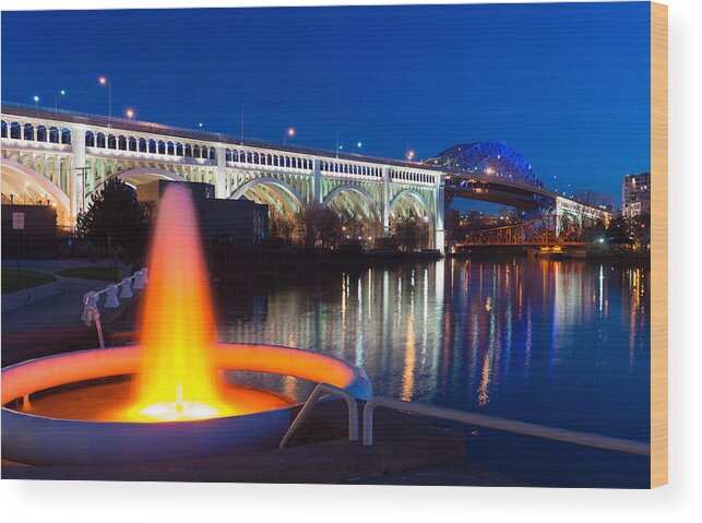 Cleveland Wood Print featuring the photograph Cleveland Veterans Bridge Fountain by Clint Buhler