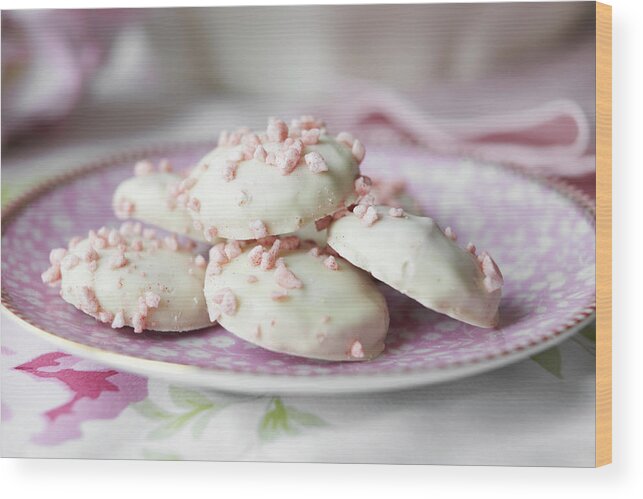 West Yorkshire Wood Print featuring the photograph Close Up Of Plate Of Cookies by Debby Lewis-harrison