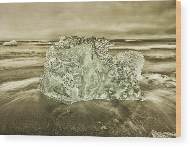 Iceberg Wood Print featuring the photograph Cold days by Greg Wyatt