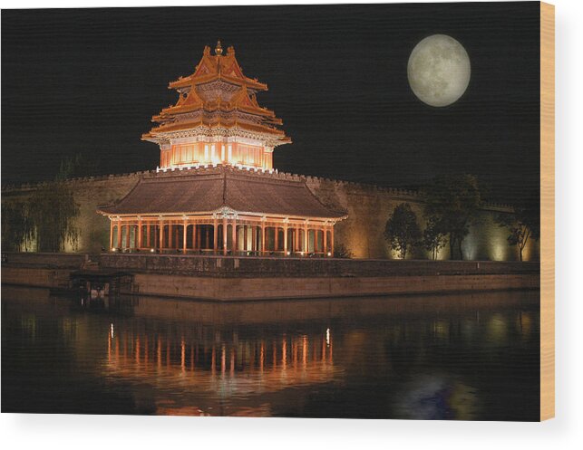 China Wood Print featuring the photograph Corner of Forbidden City by Yue Wang