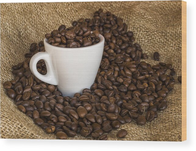 Coffee Wood Print featuring the photograph Cup of coffee by Paulo Goncalves
