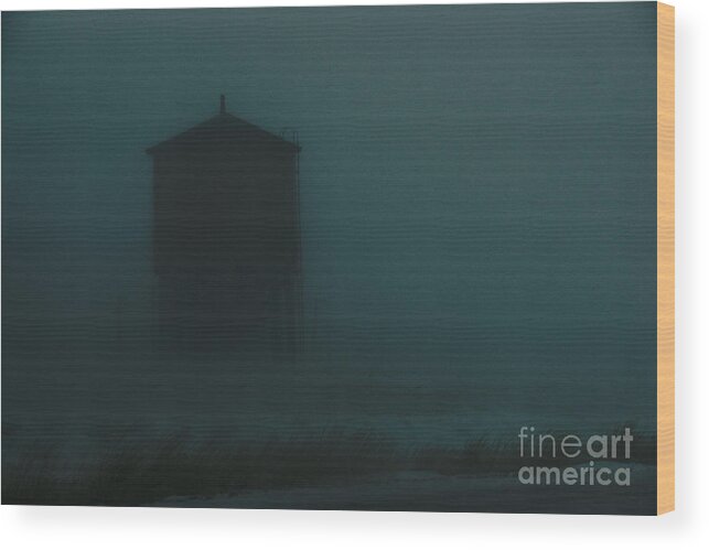 Water-tank Wood Print featuring the photograph Desolate Journey by Linda Shafer