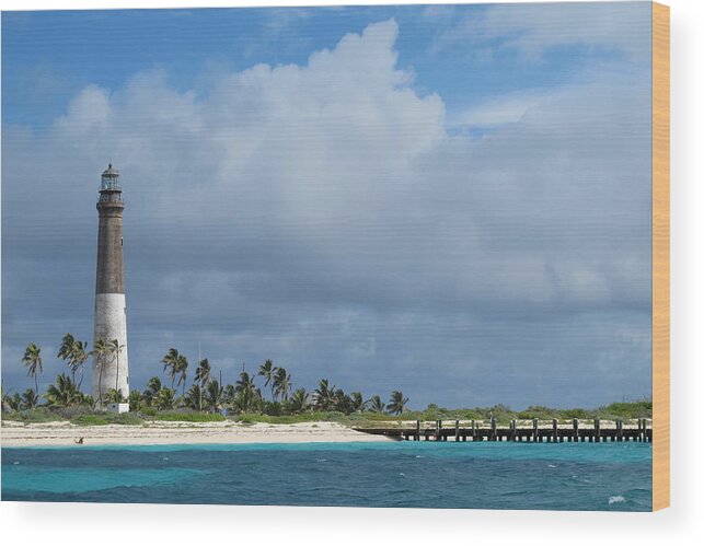 Lighthouse Wood Print featuring the photograph Dry Tortugas Light by Kim Pippinger