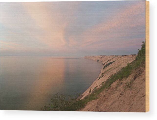 Grand Sable Banks Wood Print featuring the photograph Evening Light On Grand Sable Banks by Gary McCormick