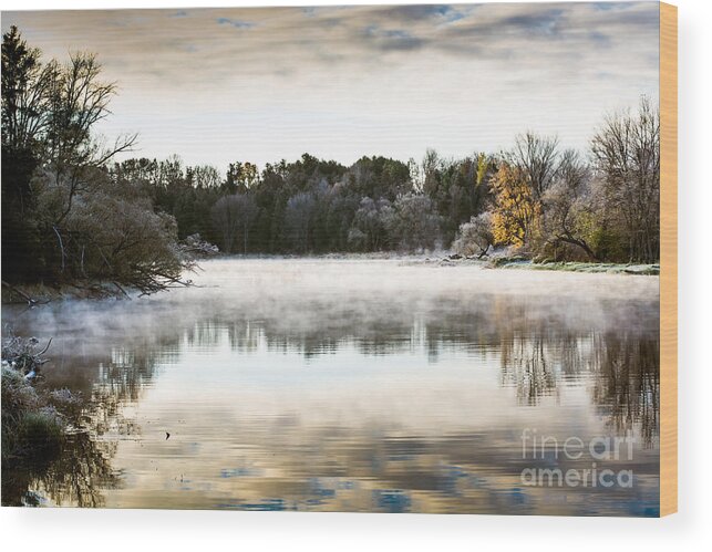 River Wood Print featuring the photograph Fall scene on the Mississippi by Cheryl Baxter