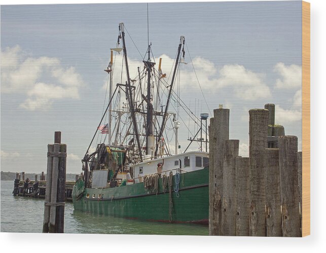 Fishing Boat Wood Print featuring the photograph Fishing boat by Susan Jensen