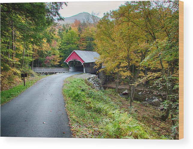 Autumn Foliage New England Wood Print featuring the photograph Flume Gorge covered bridge by Jeff Folger